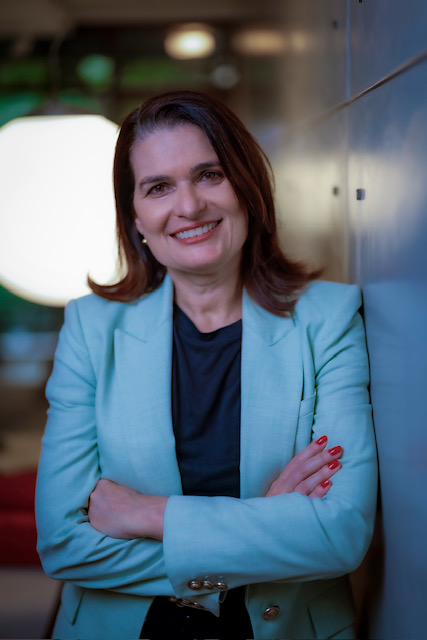 Alessandra Amaral